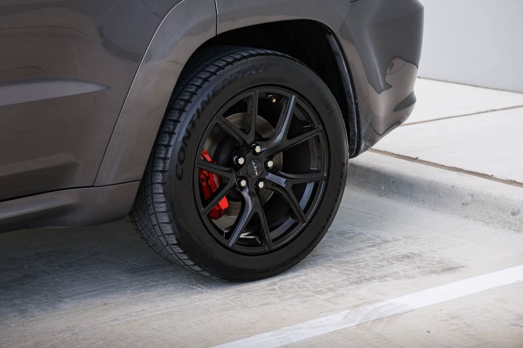 Used 2020 Jeep Grand Cherokee SRT AWD/4WD image 35