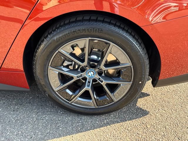 Used 2023 BMW i4 eDrive35 w/ Premium Package RWD image 14