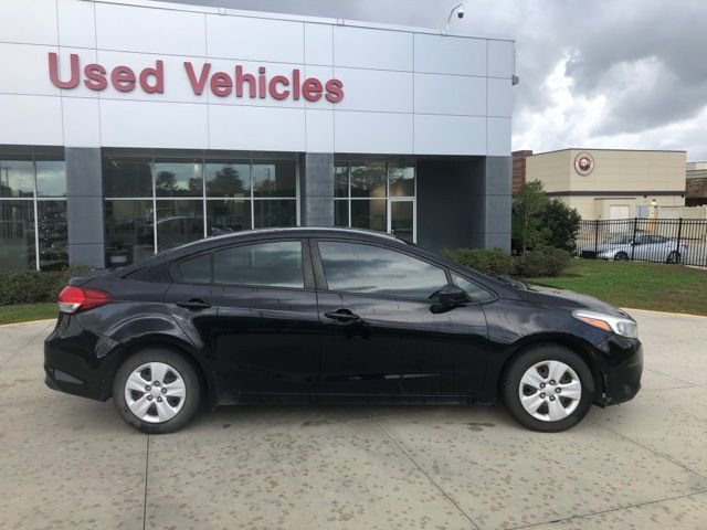 Used 2017 Kia Forte LX image 6
