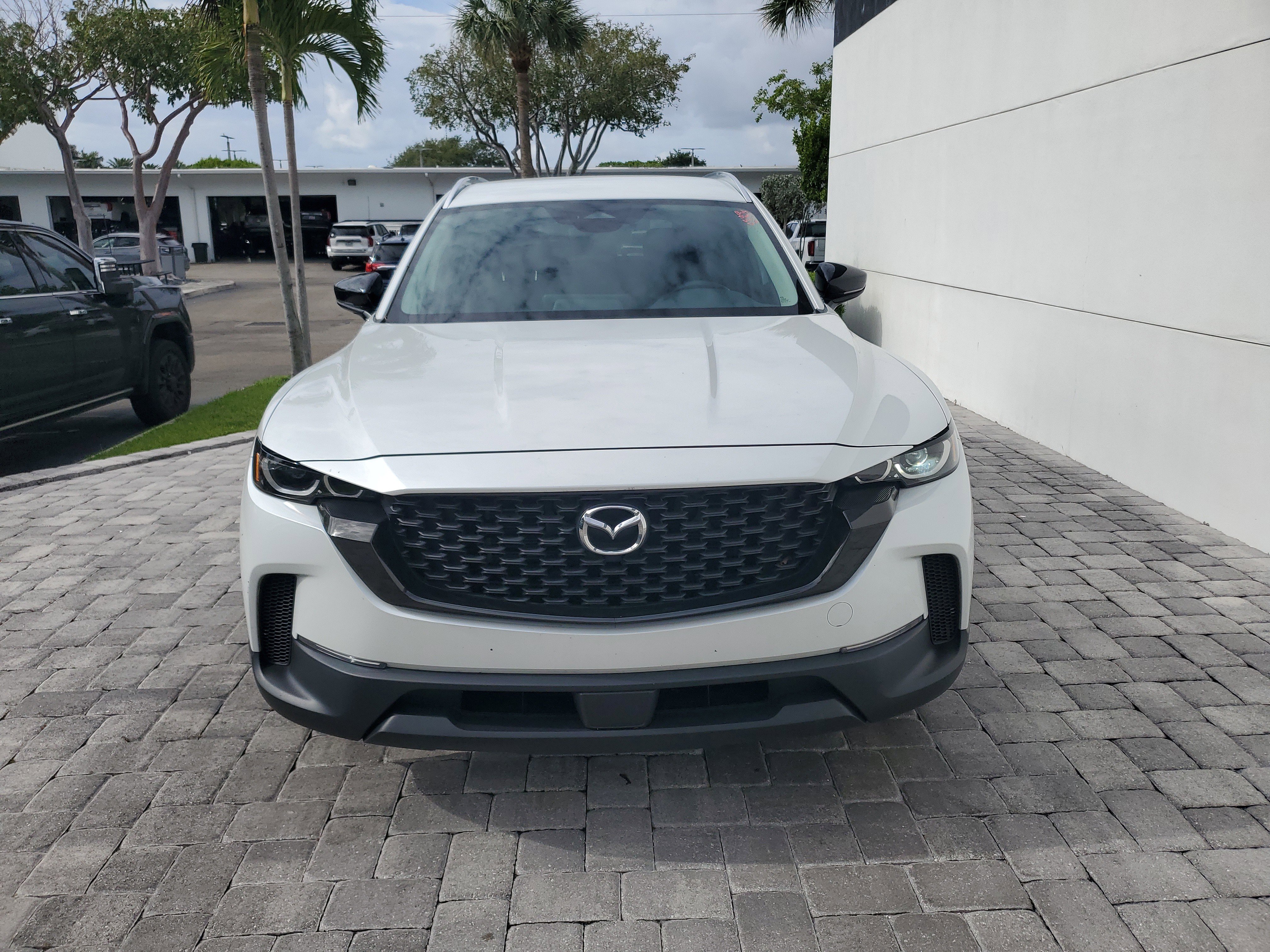 Used 2025 MAZDA CX-50 AWD 2.5 S w/ Preferred Package image 2