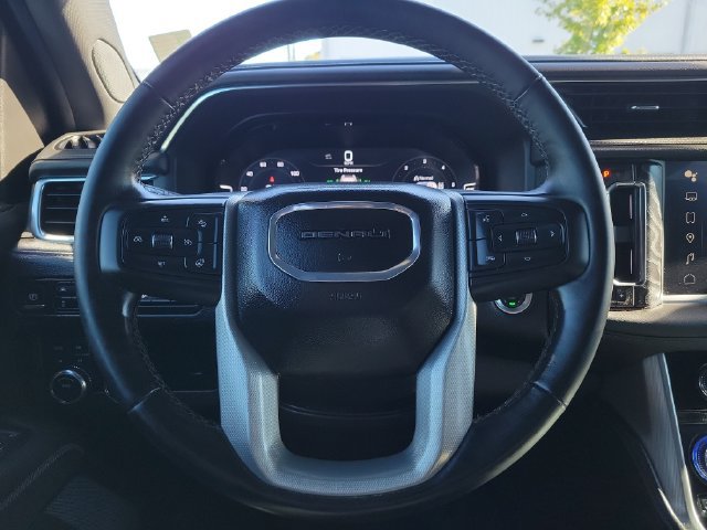 Used 2024 GMC Yukon XL Denali AWD/4WD image 25