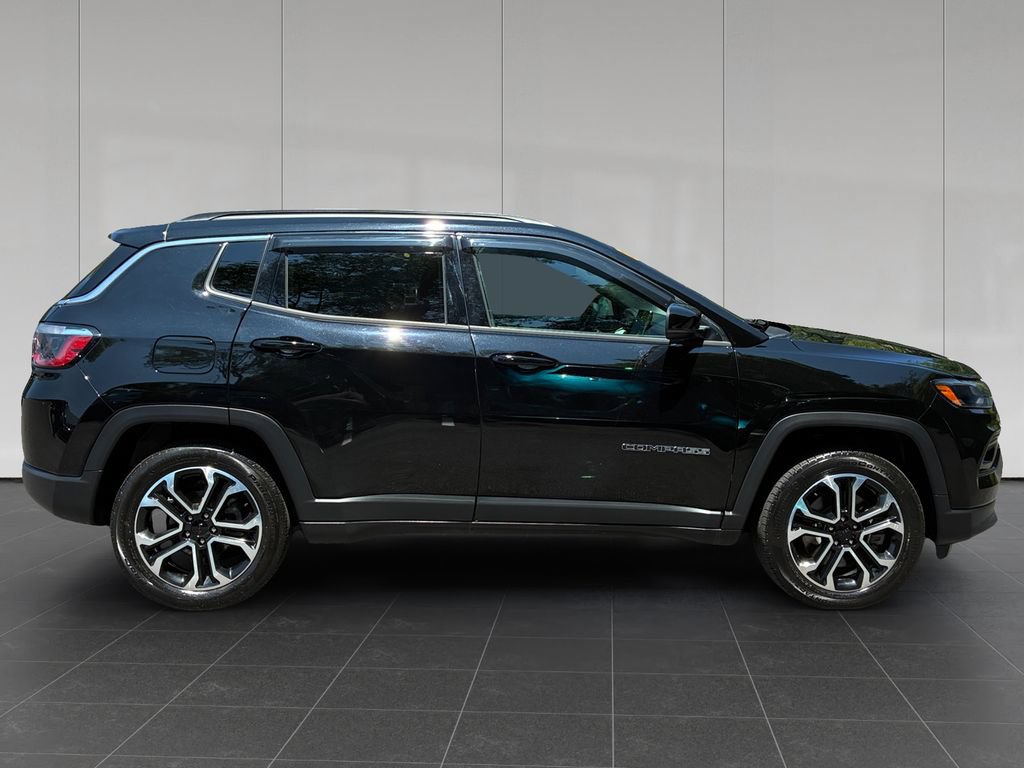 Used 2024 Jeep Compass Limited w/ Sun and Sound Group AWD/4WD image 6