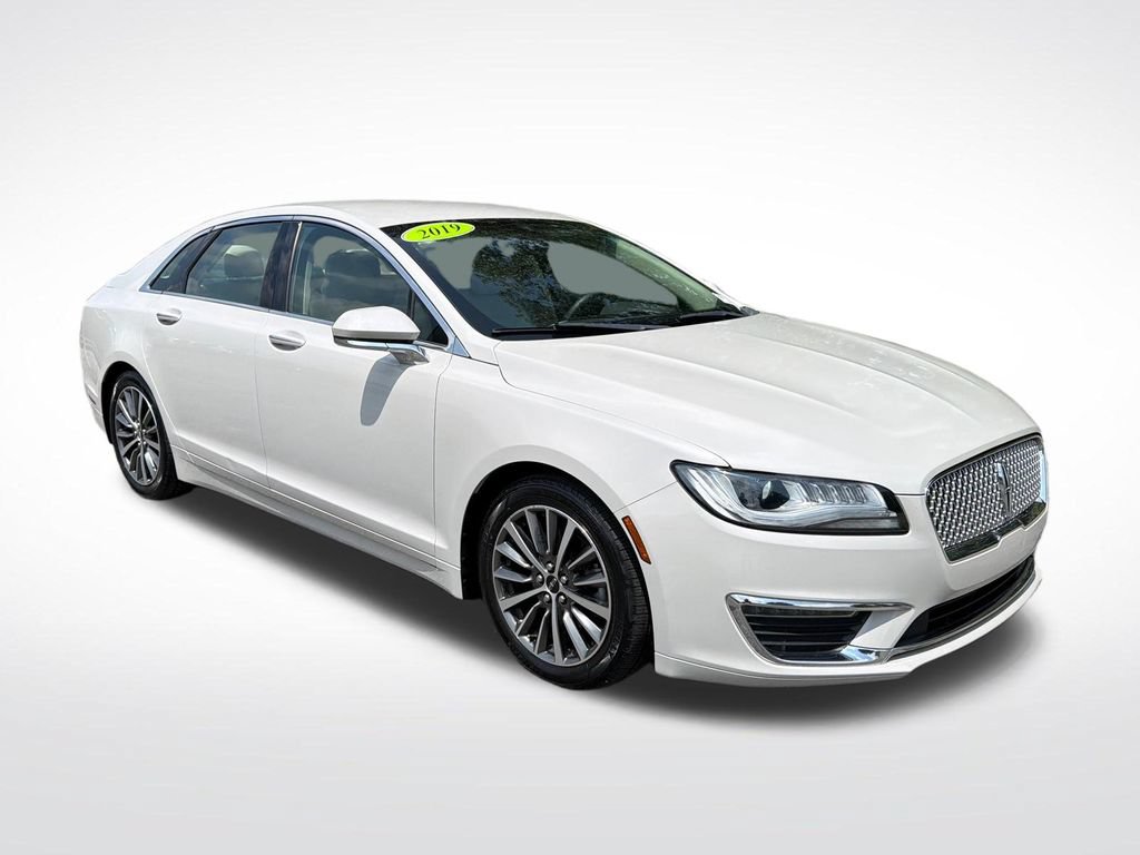 Used 2019 Lincoln MKZ Reserve FWD image 14