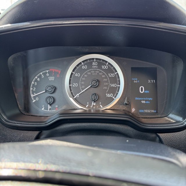 Used 2020 Toyota Corolla LE image 27