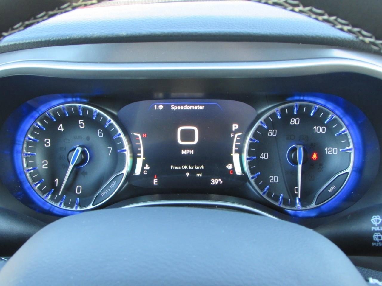 New 2026 Chrysler Pacifica Select image 17