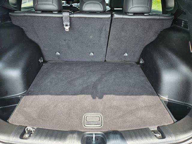 Used 2025 Jeep Compass Trailhawk AWD/4WD image 14