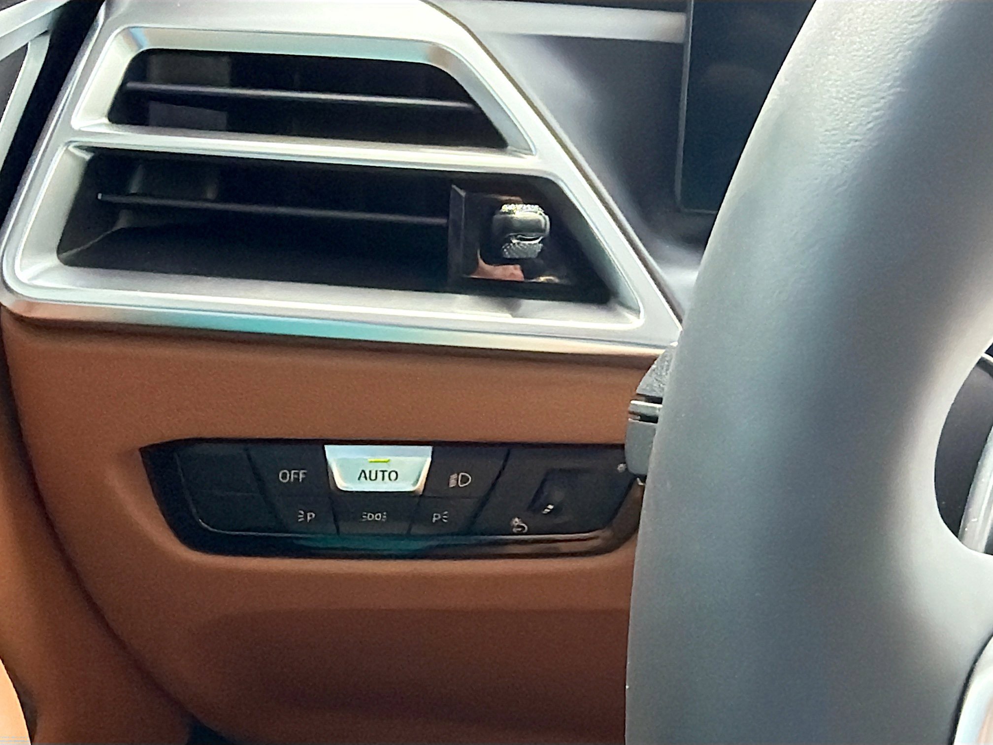 Used 2025 BMW 430i 430i w/ M Sport Package image 34