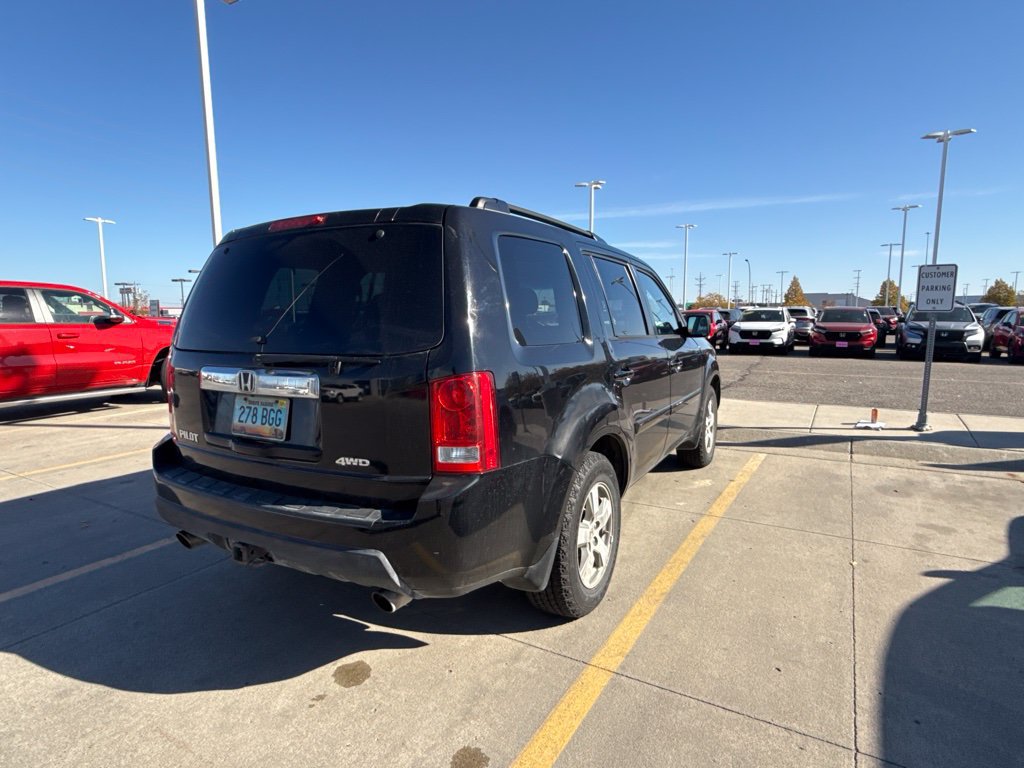 Used 2010 Honda Pilot EX-L image 3