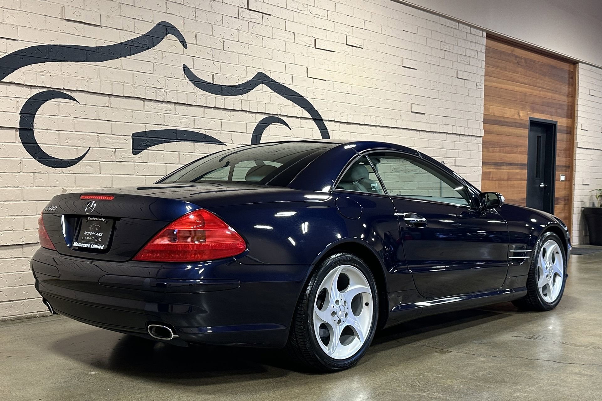 Used 2004 Mercedes-Benz SL 500 image 6