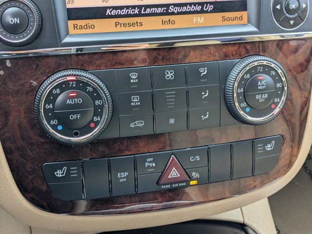 Used 2010 Mercedes-Benz R 350 4MATIC image 15