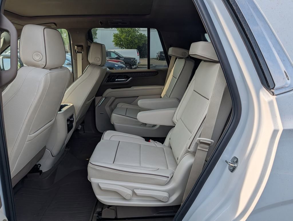 New 2026 GMC Yukon Denali AWD/4WD image 12