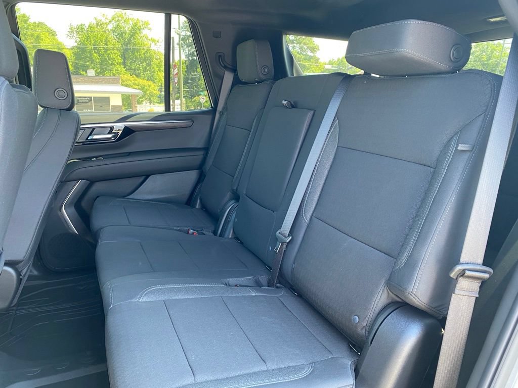 New 2026 Chevrolet Tahoe LS w/ LPO, Dark Essentials Package AWD/4WD image 17