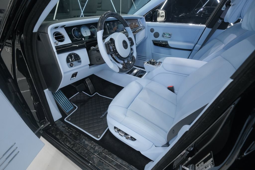 Used 2026 Rolls-Royce Phantom Sedan RWD image 67