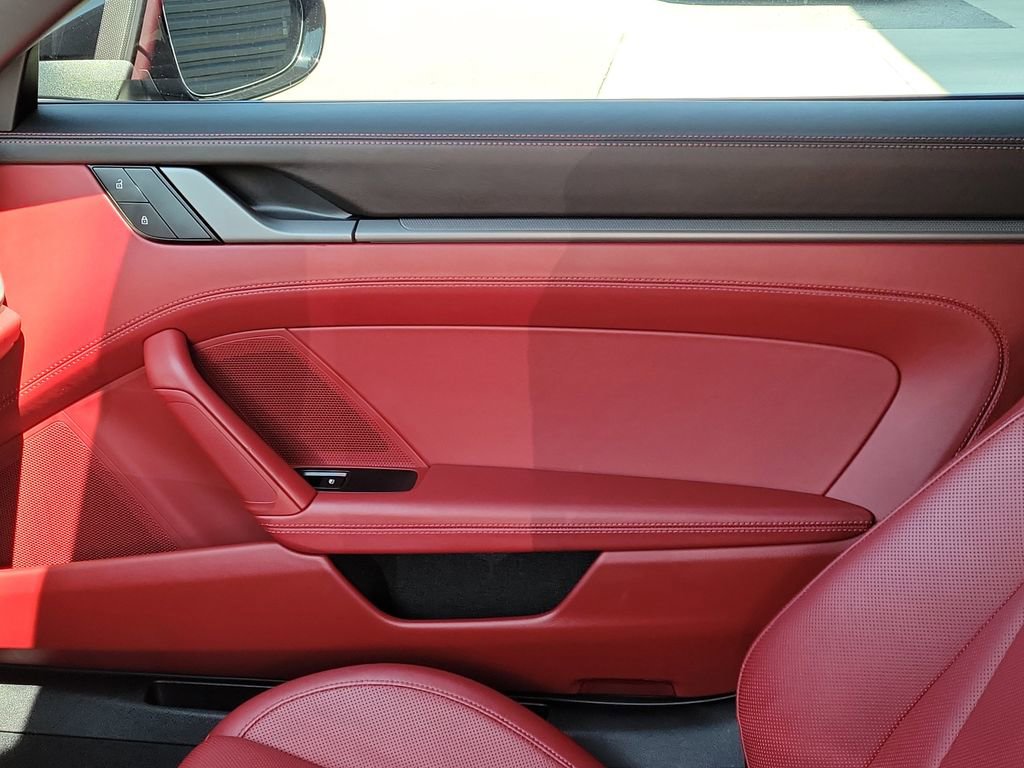Certified 2022 Porsche 911 Targa 4S image 22
