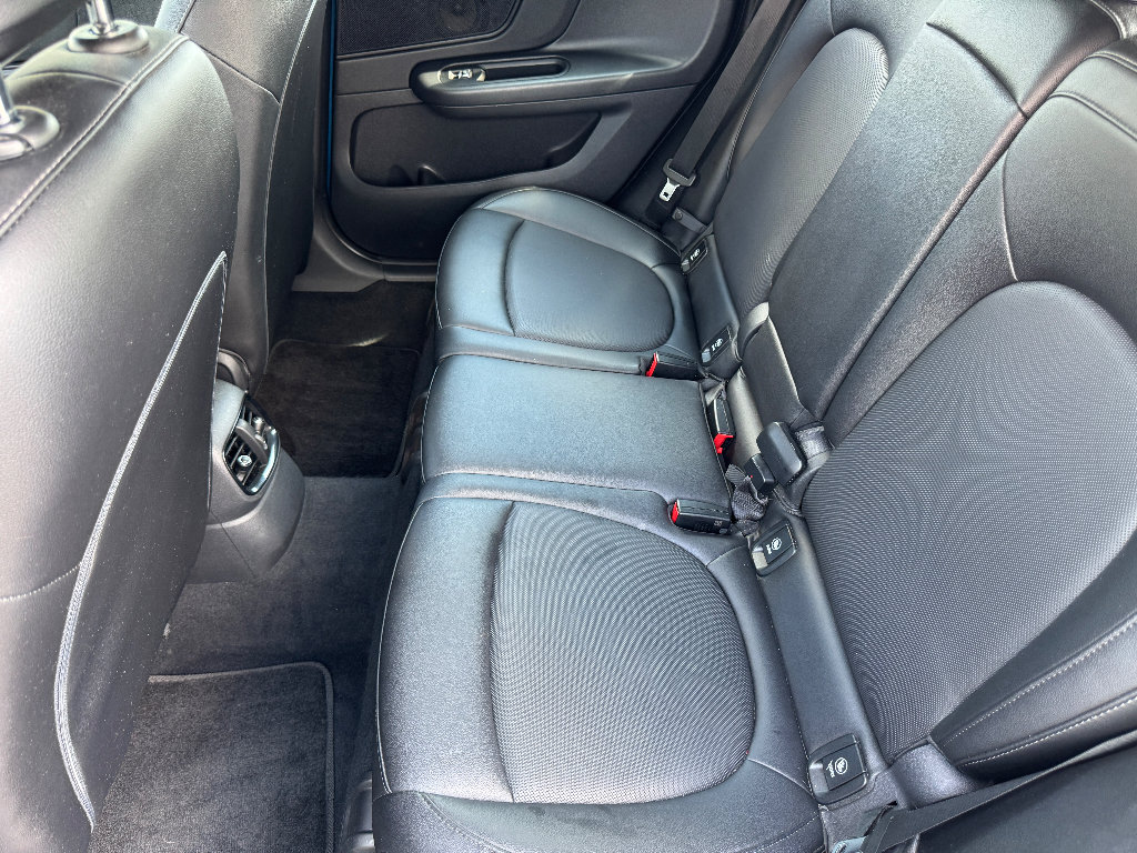 Used 2018 MINI Cooper Countryman FWD image 15