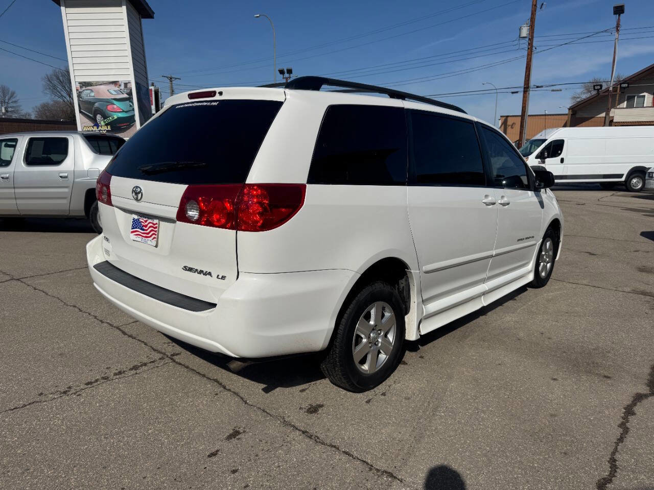 Used 2008 Toyota Sienna LE FWD image 6