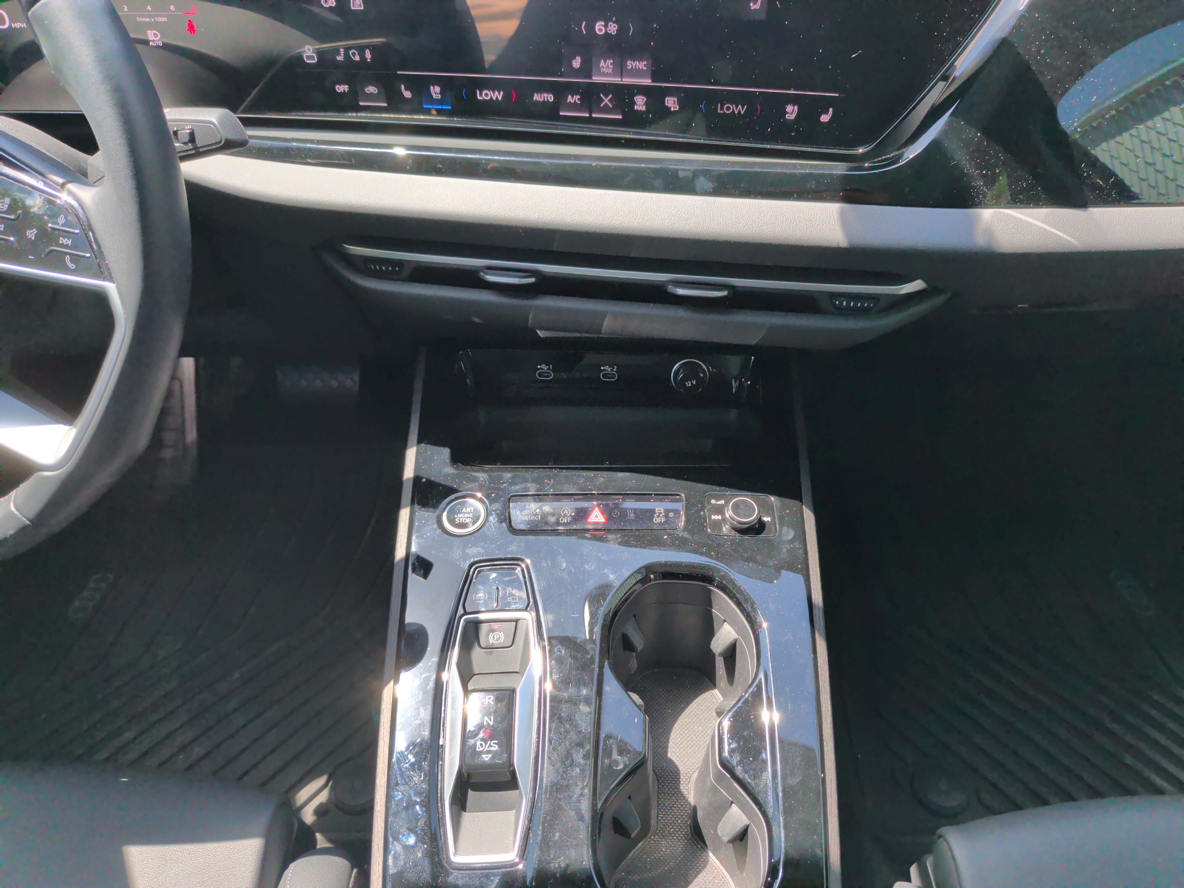 Used 2025 Audi A5 2.0T Premium Plus w/ Premium Plus AWD/4WD image 27