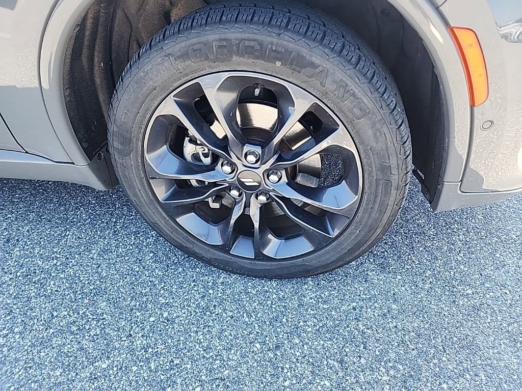 Used 2023 Dodge Durango R/T w/ Blacktop Package image 4