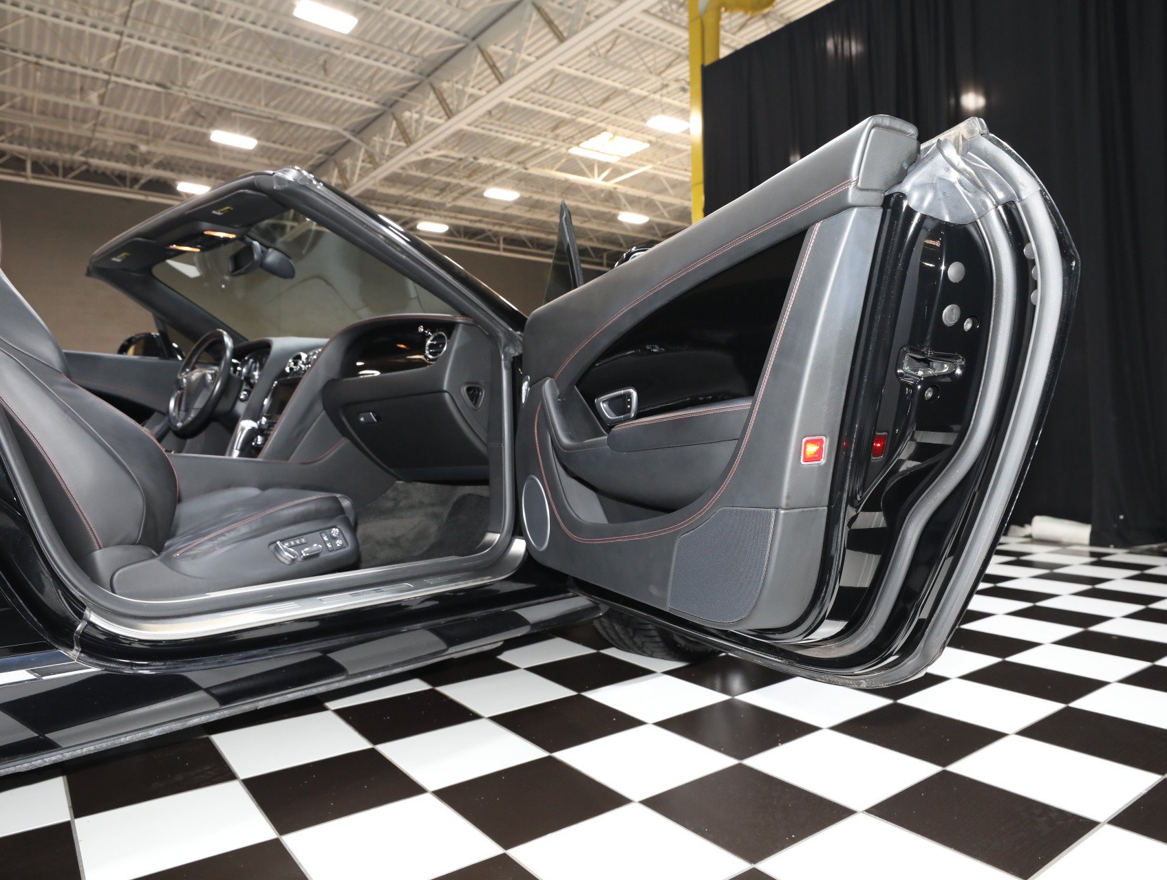Used 2012 Bentley Continental GT AWD/4WD image 44