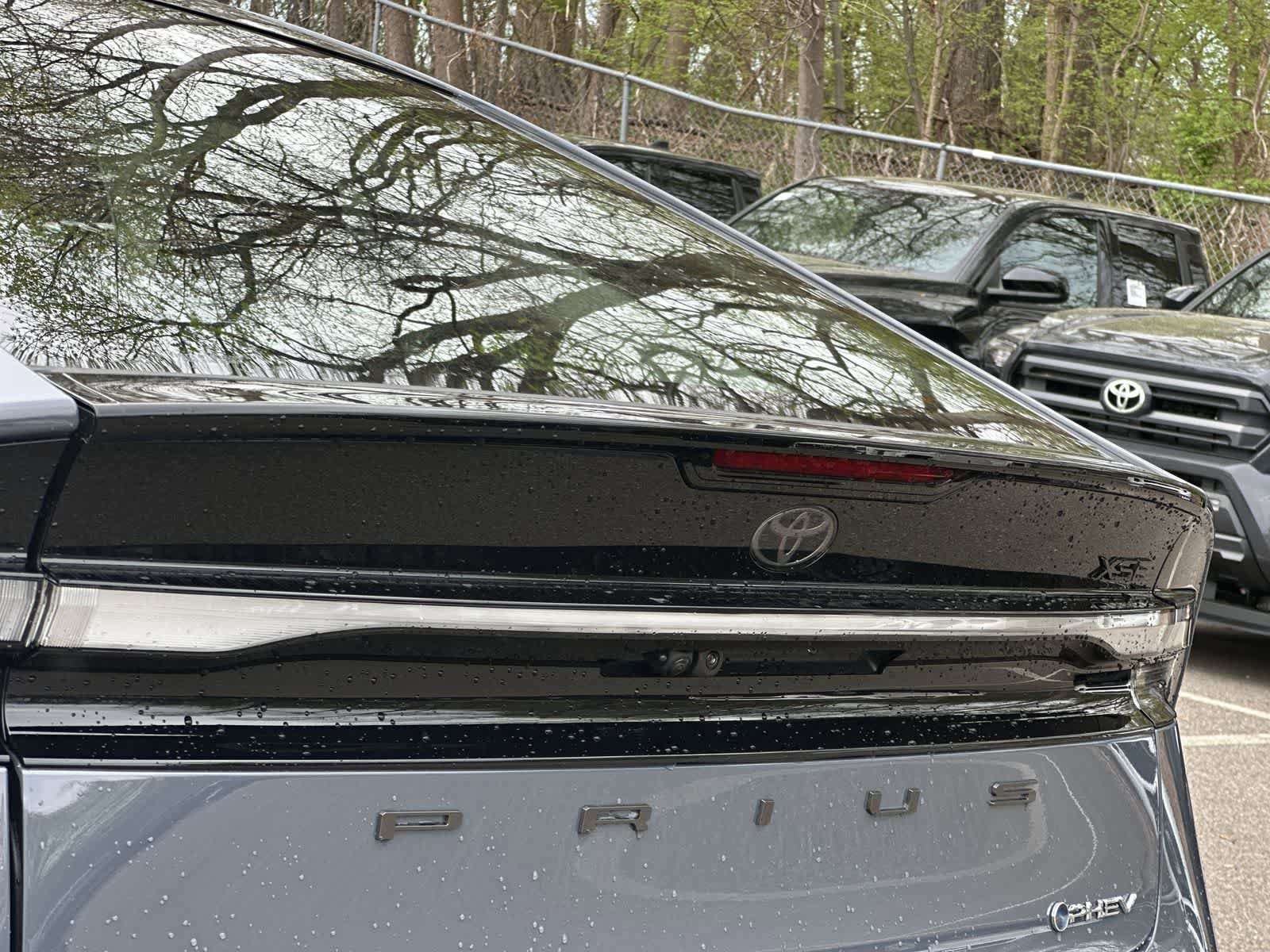 New 2026 Toyota Prius Plug-In Hybrid FWD image 17