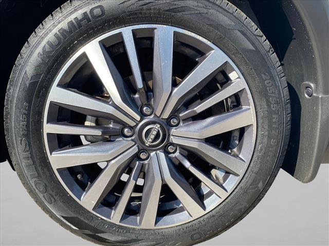 Used 2022 Nissan Kicks SV FWD image 30