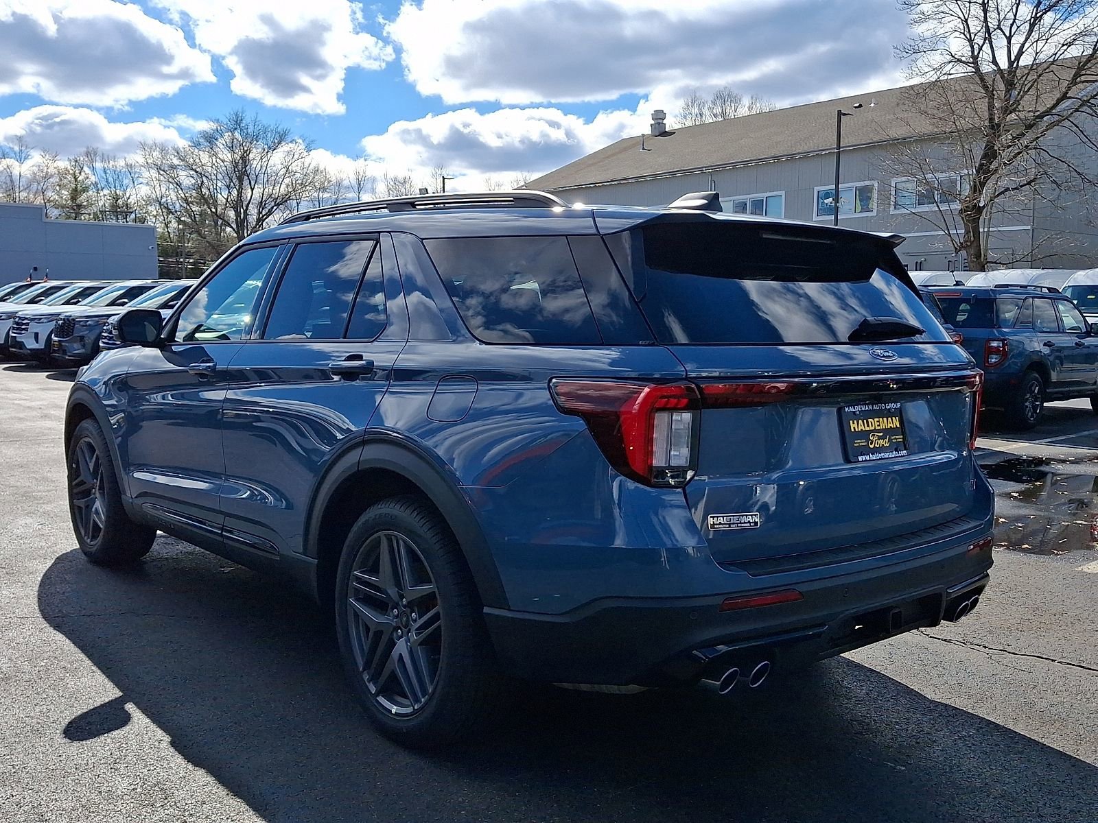 New 2026 Ford Explorer ST w/ Sun And Sound Package AWD/4WD image 3