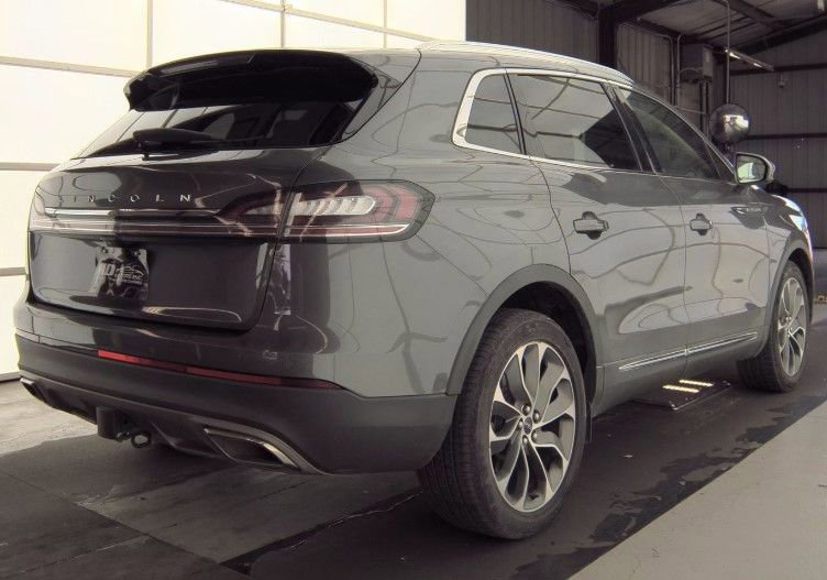 Used 2021 Lincoln Nautilus Reserve w/ Class II Trailer Tow Package AWD/4WD image 3