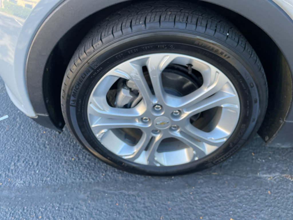 Used 2020 Chevrolet Bolt LT image 10