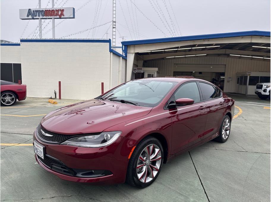 Used 2015 Chrysler 200 S w/ Navigation & Sound Group I image 2