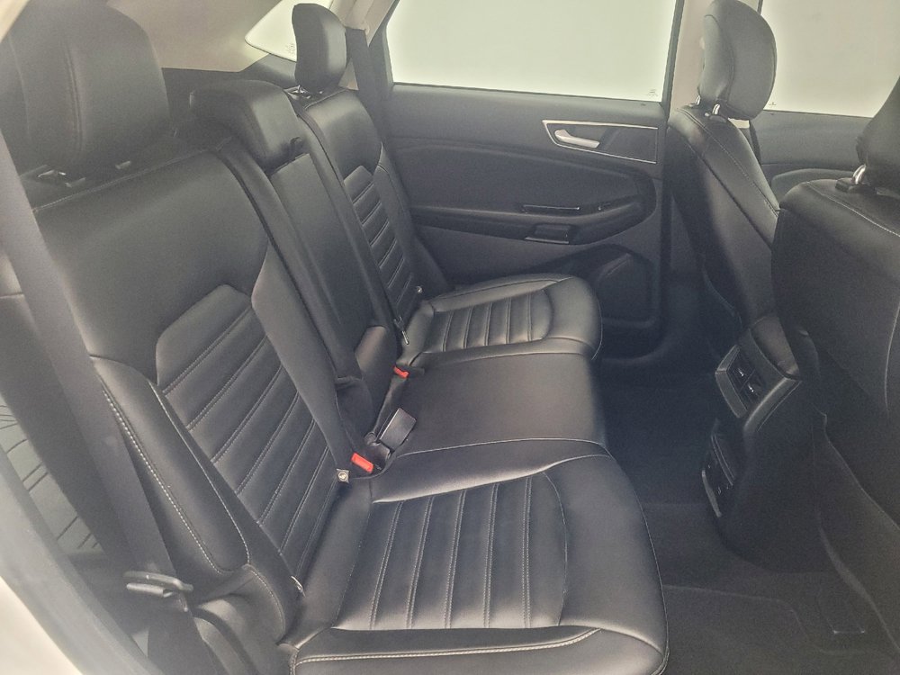 Used 2019 Ford Edge SEL w/ Equipment Group 201A image 19