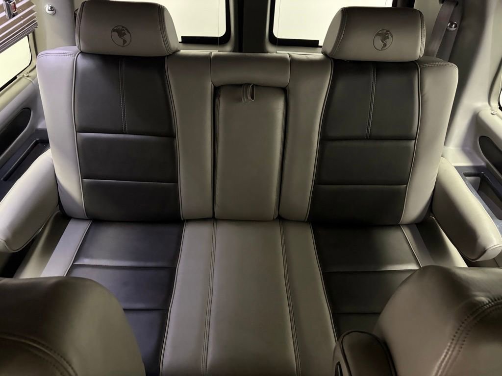 Used 2015 GMC Savana 2500 Extended RWD image 35