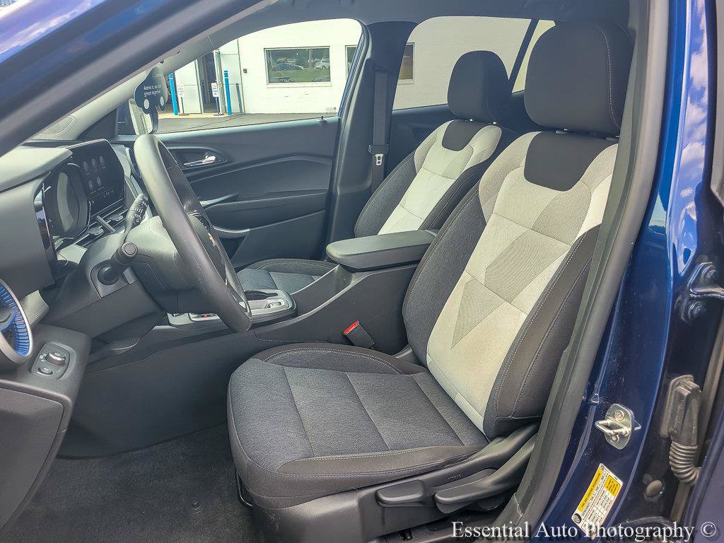 Certified 2024 Chevrolet Trax LS w/ LS Convenience Package FWD image 10