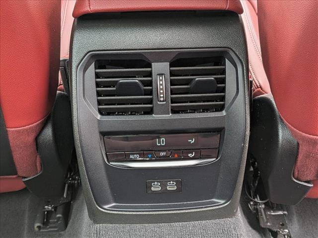 Used 2026 BMW 330i xDrive Sedan w/ Convenience Package AWD/4WD image 18