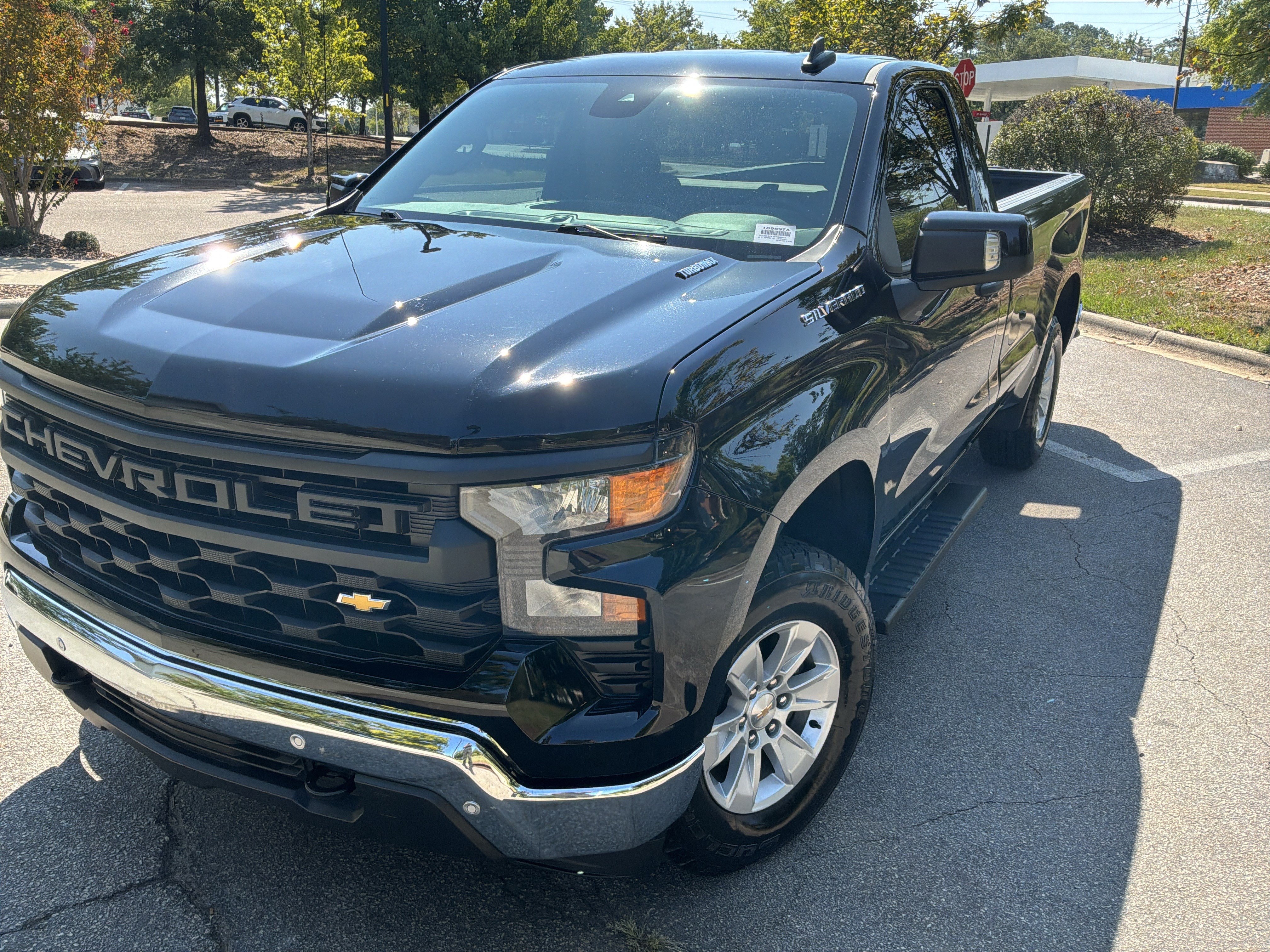 Used 2025 Chevrolet Silverado 1500 W/T w/ WT Safety Package AWD/4WD image 5