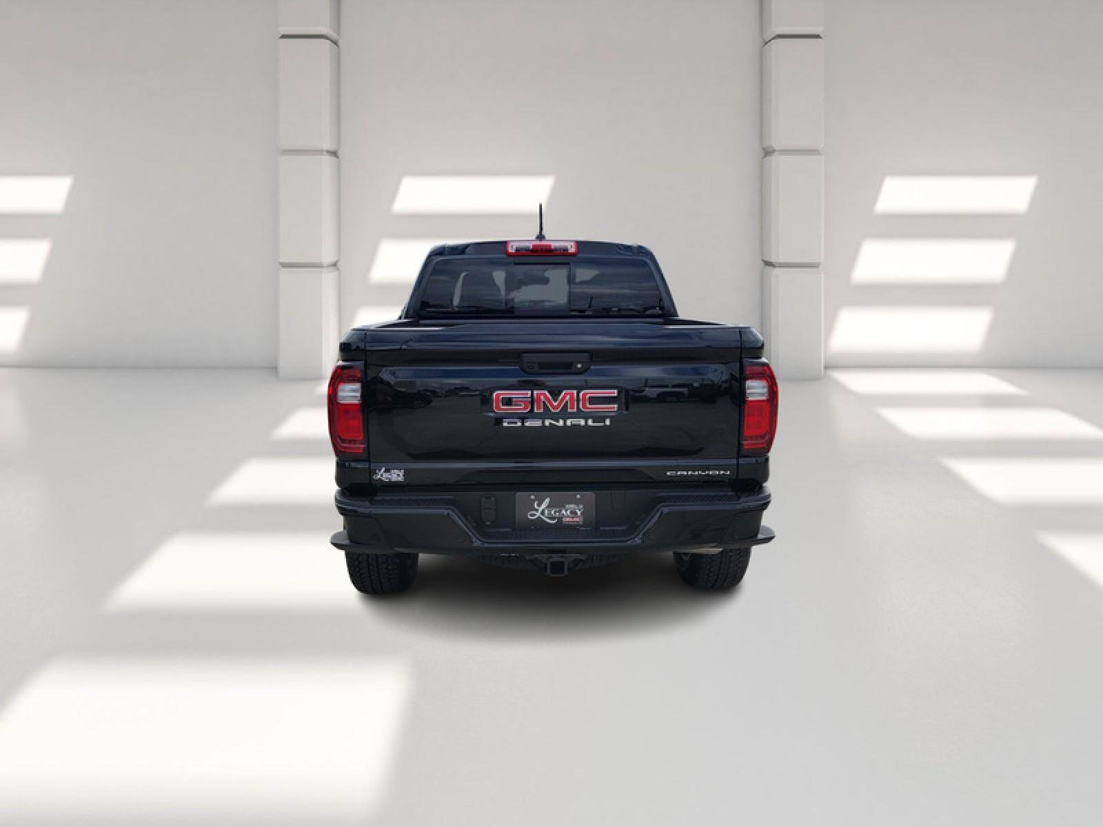 New 2026 GMC Canyon Denali image 6