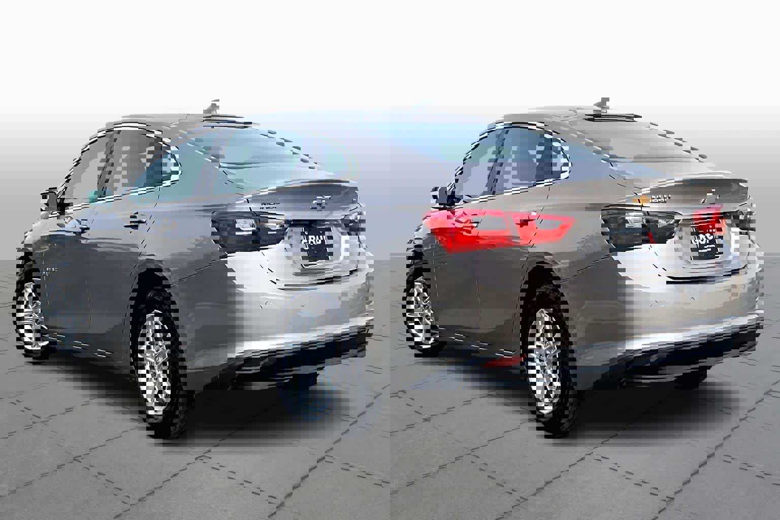 Used 2024 Chevrolet Malibu LT FWD image 12