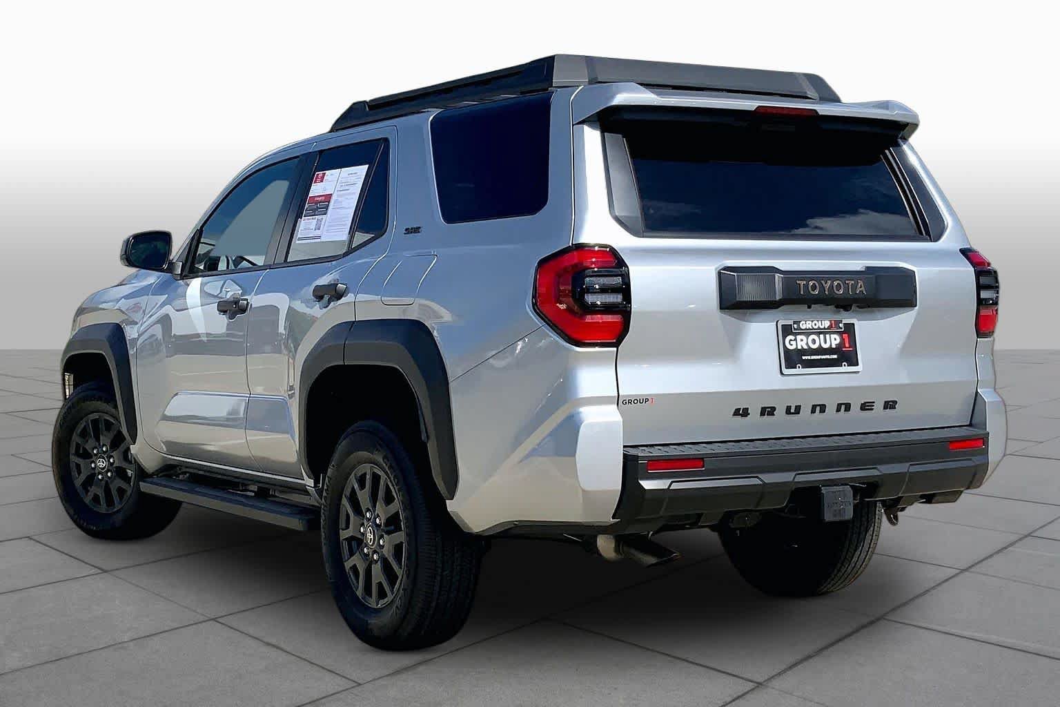 Used 2026 Toyota 4Runner SR5 RWD image 11