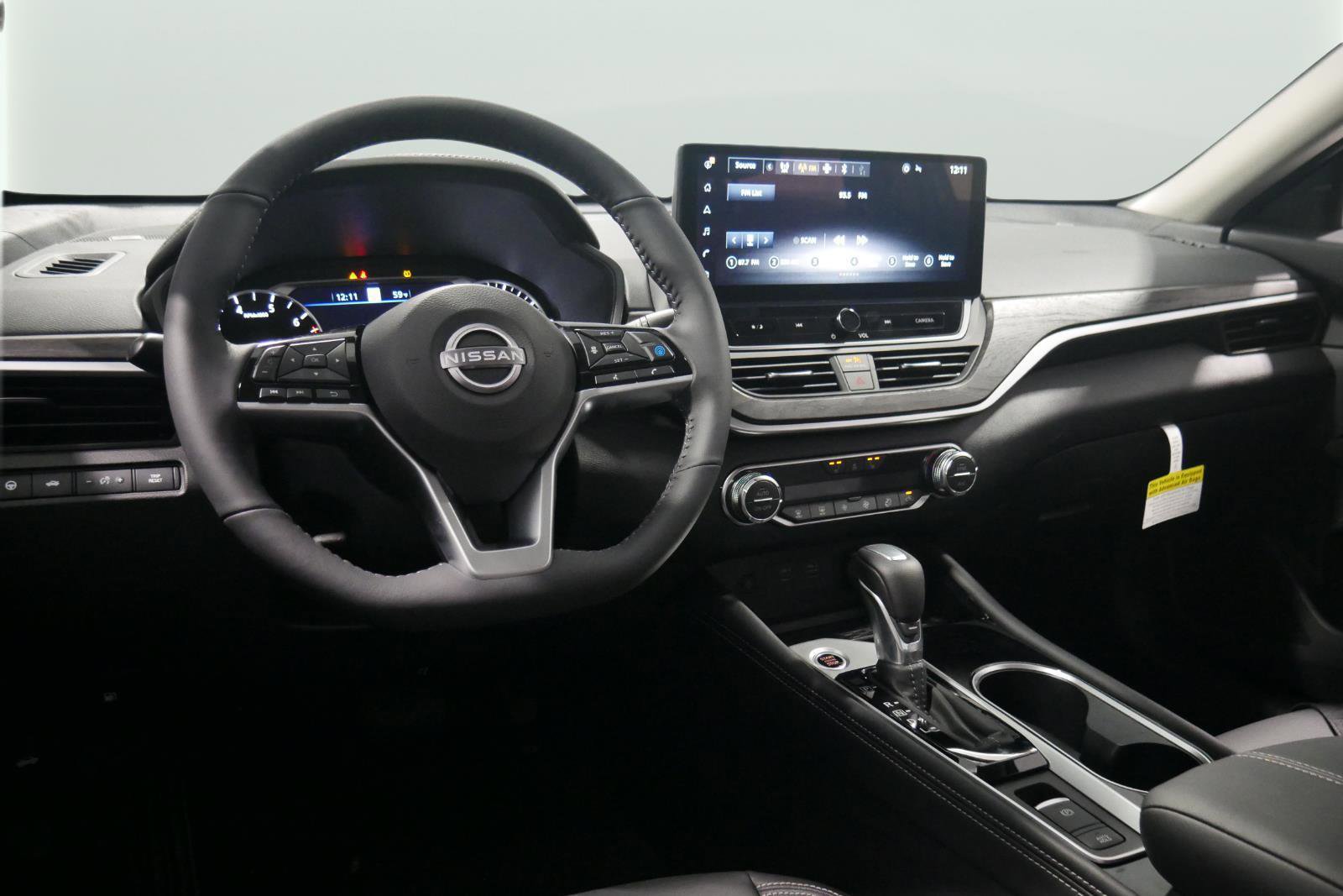 New 2025 Nissan Altima 2.5 SL image 13