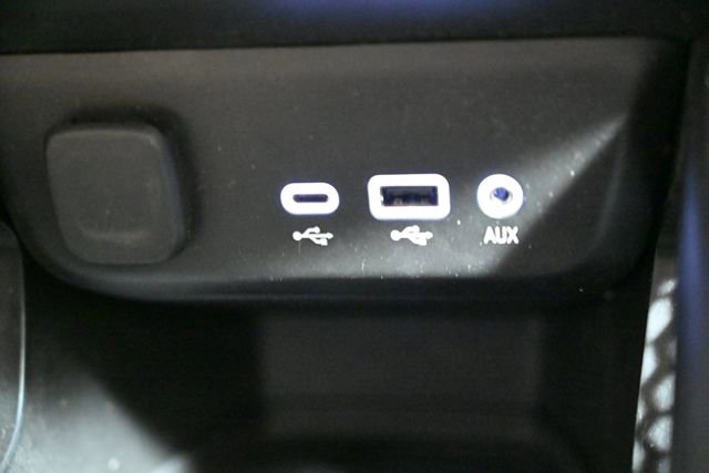 Used 2023 Chevrolet TrailBlazer LT w/ Convenience Package image 32