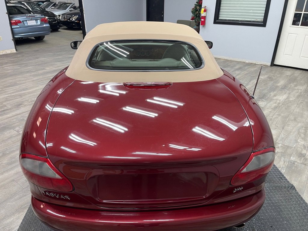 Used 1999 Jaguar XK8 image 7