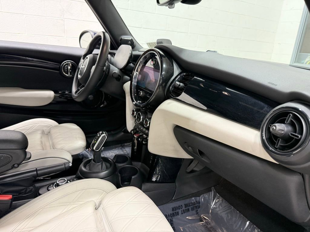 Used 2023 MINI Cooper S image 28