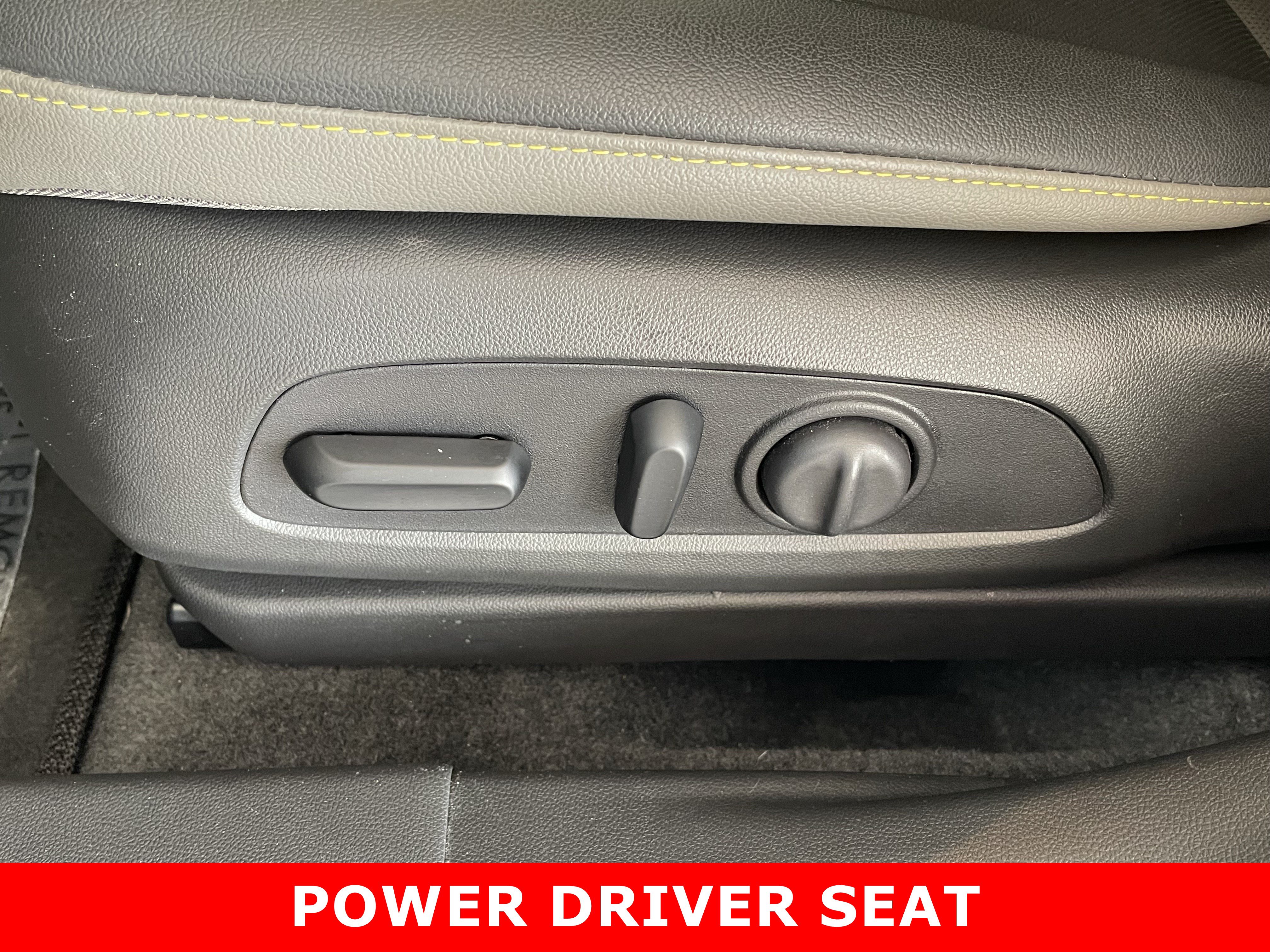 Certified 2025 Chevrolet Trax ACTIV w/ Driver Confidence Package FWD image 17
