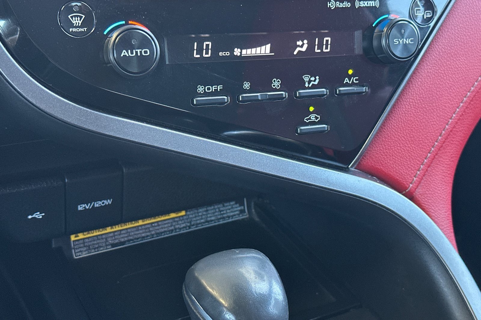 Certified 2020 Toyota Camry XSE image 18