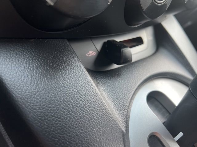 Used 2014 MAZDA MAZDA2 Sport image 26