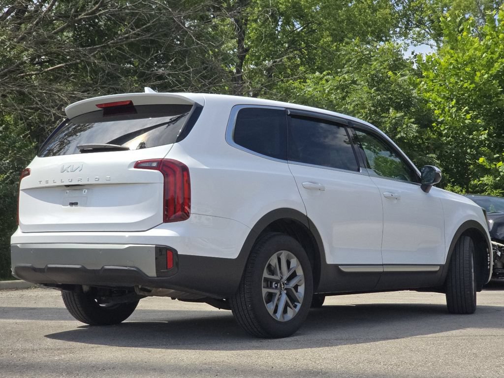 Used 2024 Kia Telluride LX FWD image 15