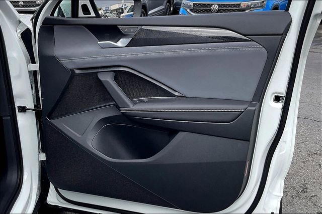 New 2025 Volkswagen Tiguan SE AWD/4WD image 27