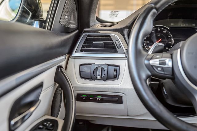 Used 2019 BMW 440i Convertible RWD image 32