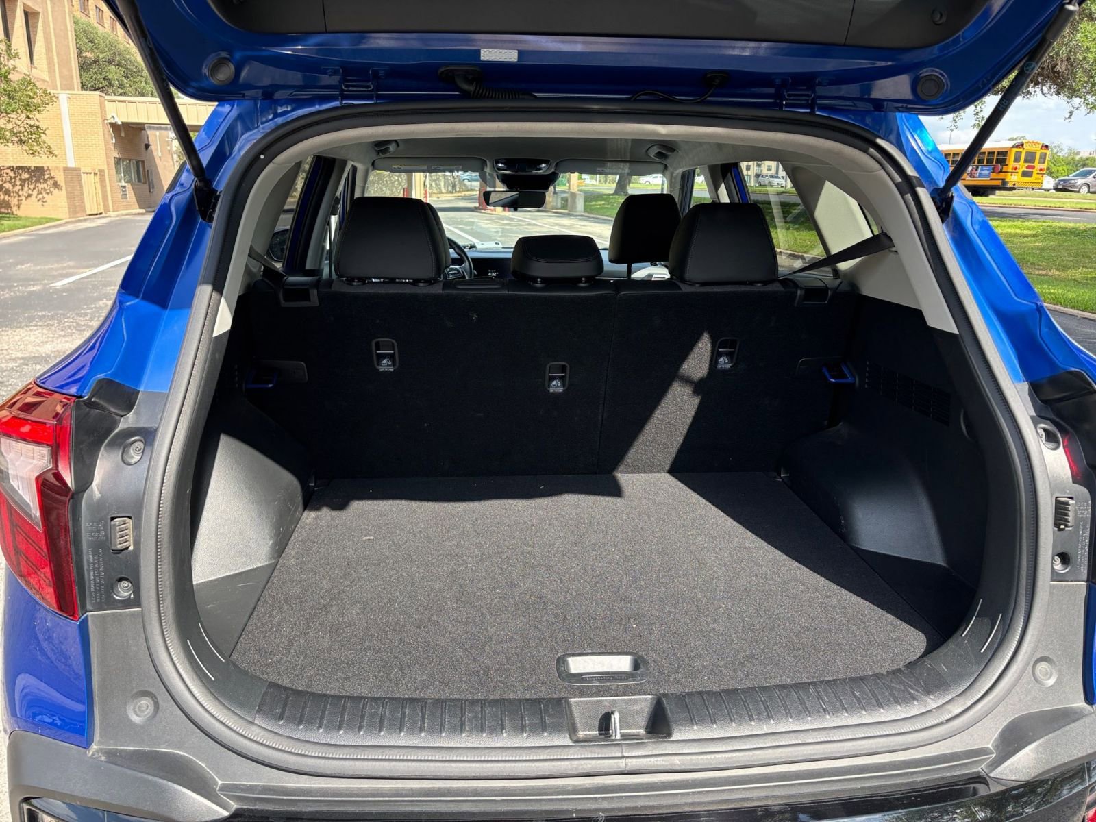 Used 2025 Kia Seltos S image 26