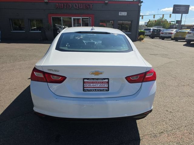 Used 2023 Chevrolet Malibu LT FWD image 25