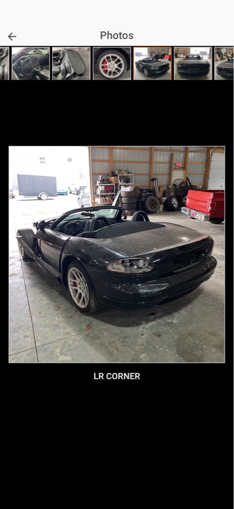 Used 2004 Dodge Viper SRT-10 RWD image 3